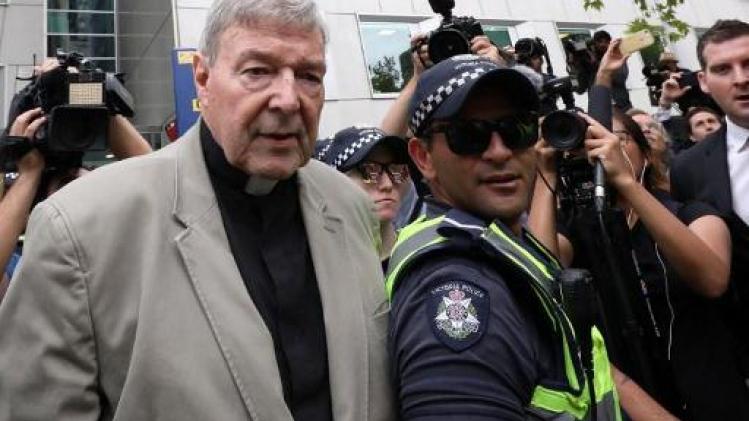 Vaticaan wacht beroepsprocedure af alvorens actie te ondernemen tegen pedofiele kardinaal